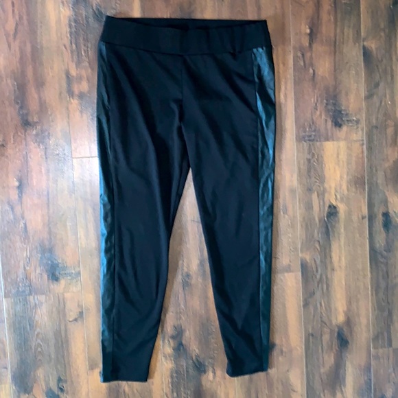 ❤️MAURICES XL LEGGINGS❤️ - Picture 2 of 6